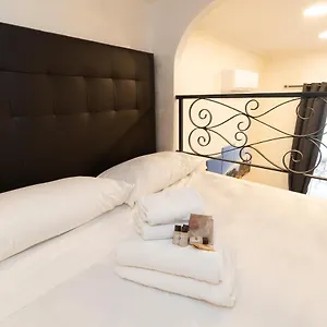 Popolo Pen 56 Apartment