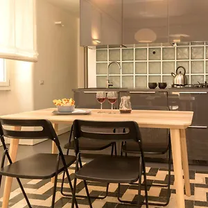 Virgiliano Apartment